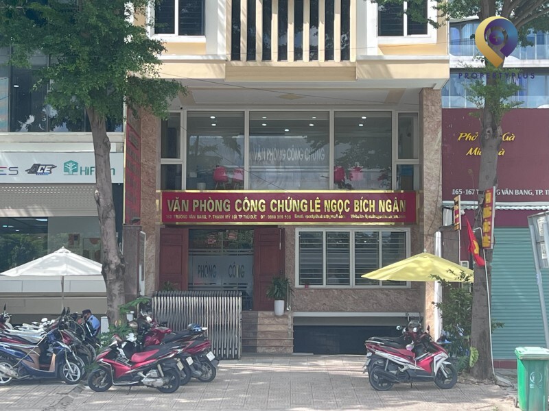 Tòa nhà Phú Lộc